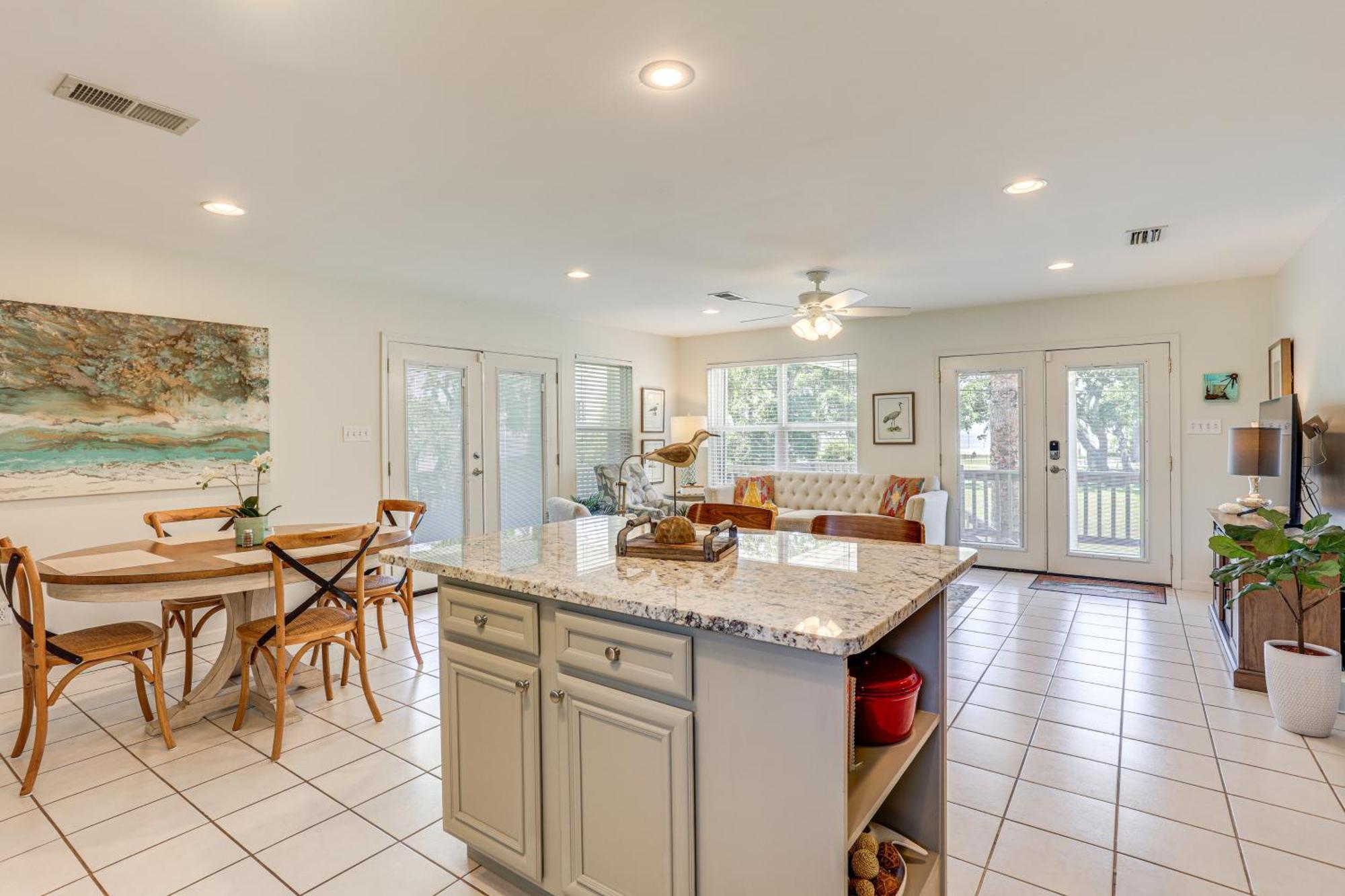 The Palm Bay St Louis Home - Walk To Beach! Waveland Екстериор снимка