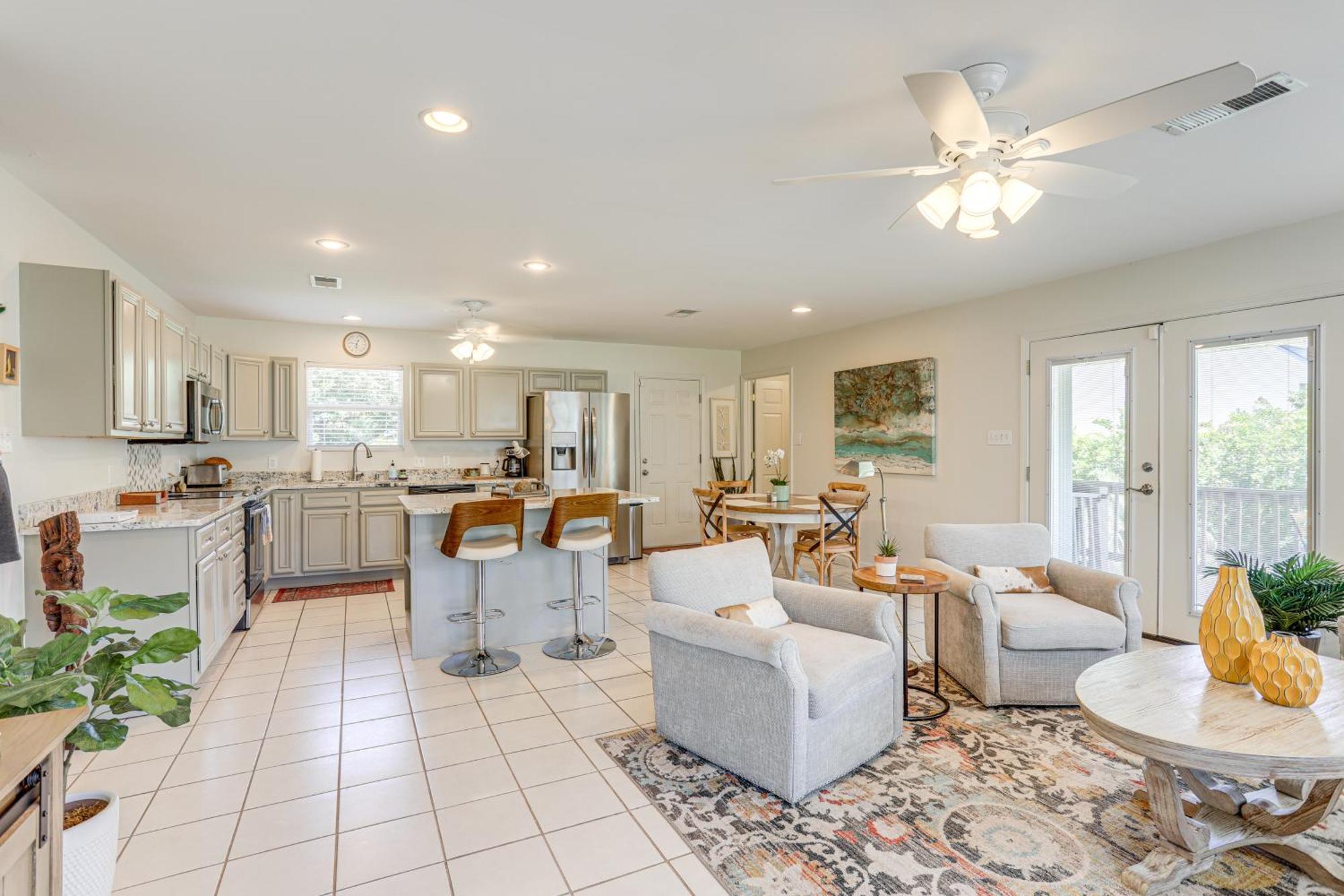 The Palm Bay St Louis Home - Walk To Beach! Waveland Екстериор снимка