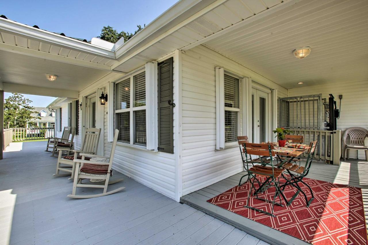 The Palm Bay St Louis Home - Walk To Beach! Waveland Екстериор снимка